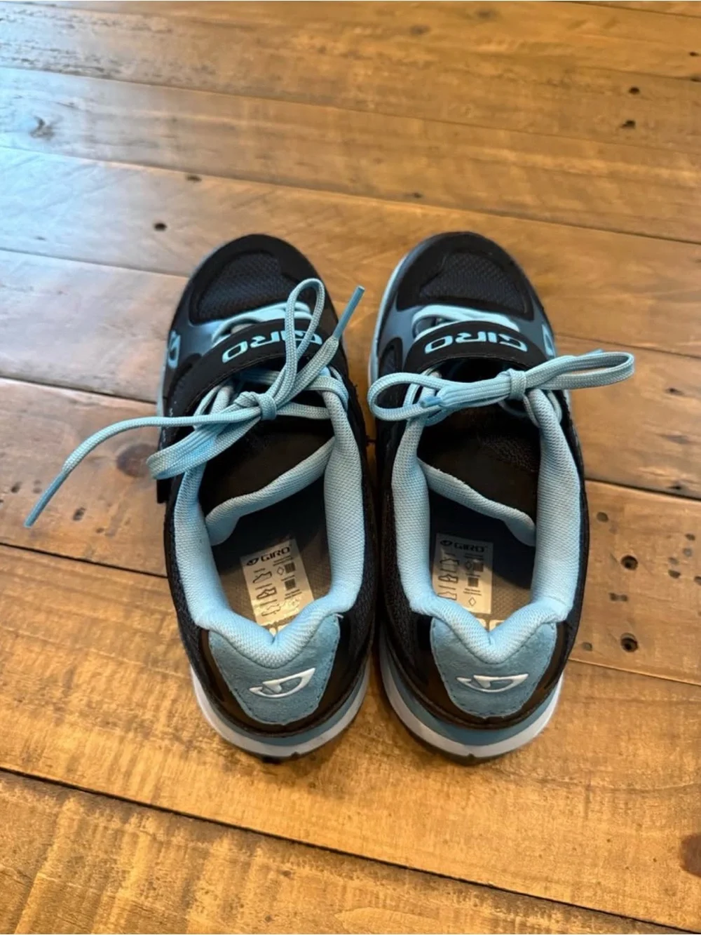 women’s Giro whynd biking shoe size 6.5, new, no box